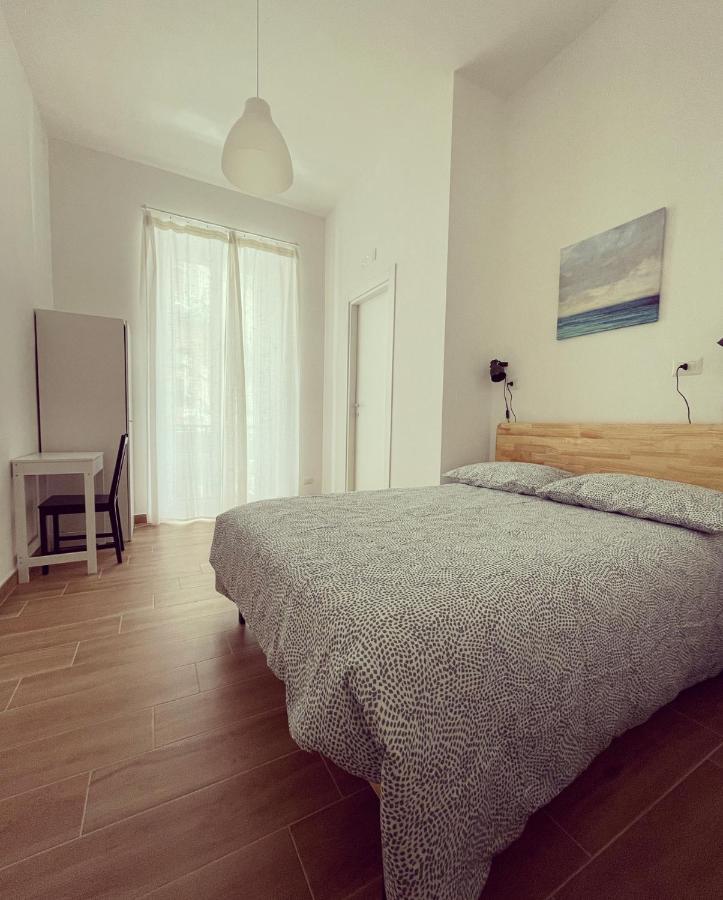 Central Rooms Napoli Luaran gambar